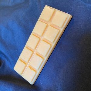 Lot of 4 wax melt bars. All dessert scented!